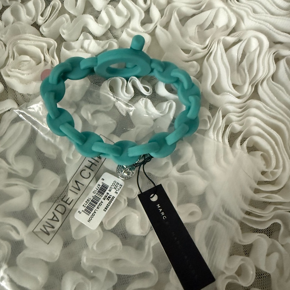 BNWT! Marc Jacobs bracelet aqua lagoon with silver Chain
